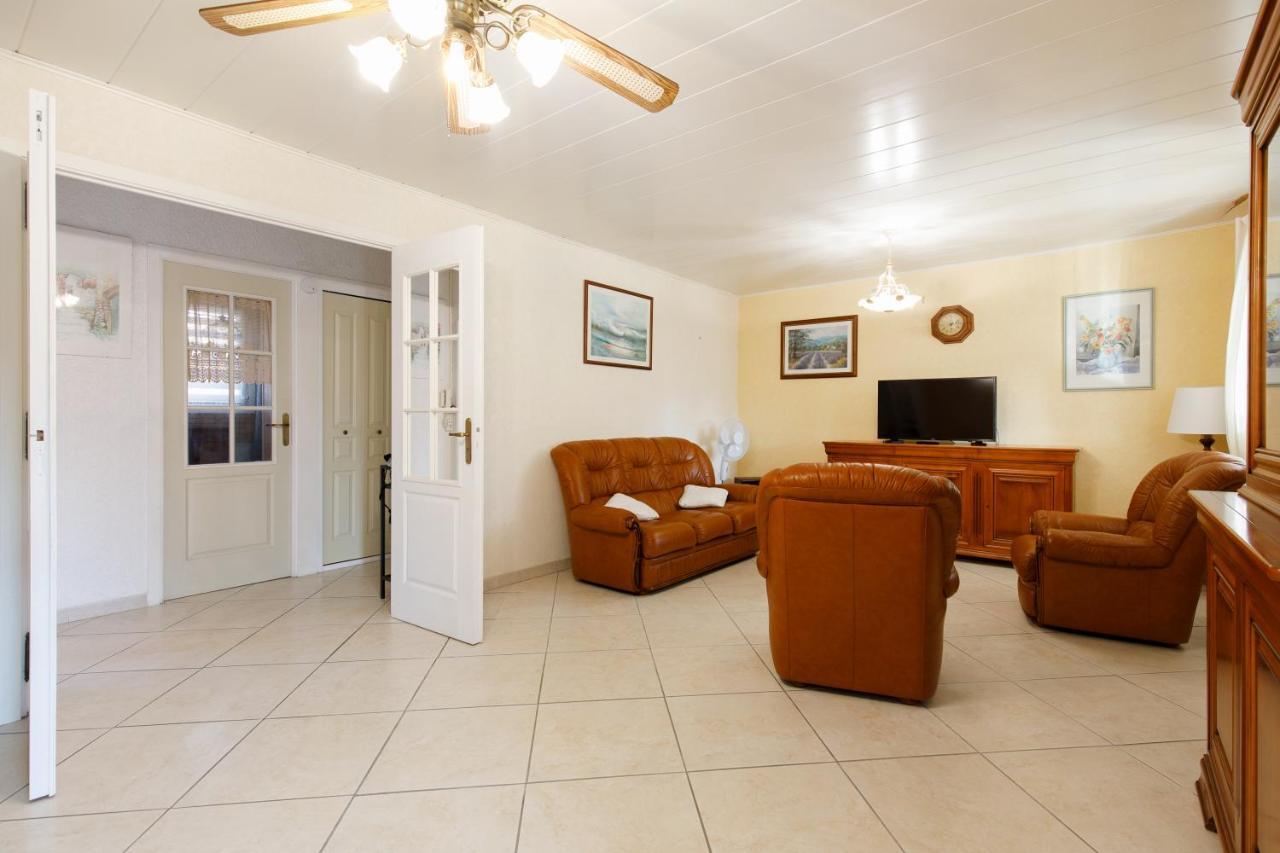 Villa Carole Yourhosthelper. Roquebrune-sur-Argens Buitenkant foto